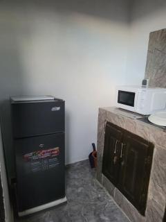 Élégant studio mezzanine à Adzopé Marron - 8