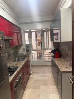 un bel appartement à côté de la corniche - Casablanca - 1
