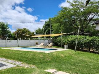 Casa de Playa, Piscina y Jardín - Playa Hermosa - 2