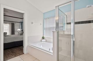 618 - Fabulous Light Bright 4 Bed Pool Home - Davenport - 6