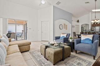 618 - Fabulous Light Bright 4 Bed Pool Home - Davenport - 3