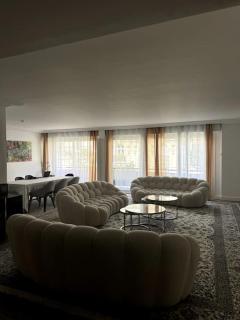 Prestigious Apartment - Victor Hugo - Paris - 8