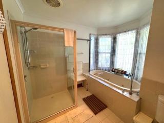 Artee House - A Bright Escape - 6