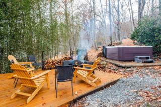 Stone Cabin on Valley View - Firepit & Hot Tub - Harper's Ferry - 4