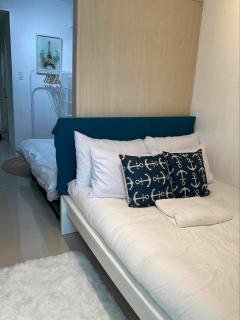 Staycation at Sea Residences Suite B1202 - Manila - 4
