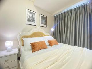 Bayview 2BR Family Suite in Uptown BGC near Mall - Manila - 2