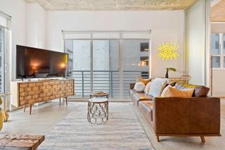 City Loft - Downtown Bayfront pool gym & parking - 5