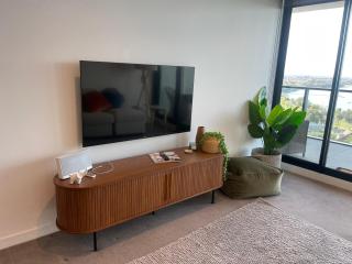 MIRIMAR APARTMENTS 1 Bedroom Apartment with Bay Views on the Geelong Waterfront - 1003 - 3