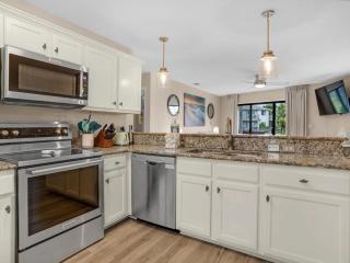 28A Crystal Village - Destin - 7