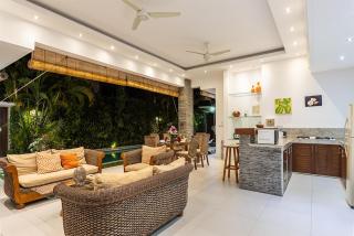 Villa Lotus by Optimum Bali Villas - Seminyak - 2