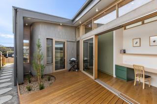 Swan's Reach - Queenscliff - 1