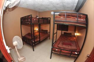 Sharky's Hostel - Pai - 7