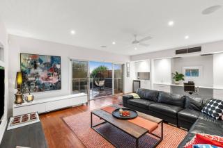 Luxury Beach Views on the Terrace sleeps 10 - Ocean Grove - 4
