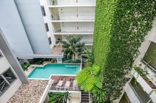 Starlit Palms - Chic Poolside Haven by the Beach - Gold Coast - 1