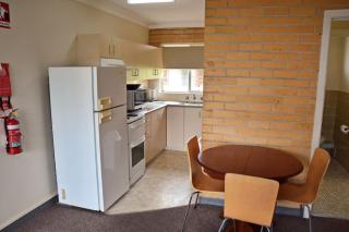 Wards Holiday Flat 5 - 8