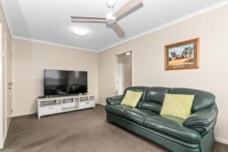 Magical Waipu - Central Family Holiday Home - Waipu - 3