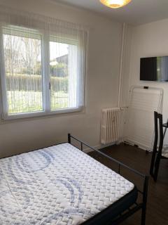 Superbe chambre parentale avec sa propre salle de bains avec douche et wc privés, cuisine et Wifi - Vandoeuvre-lès-Nancy - 6
