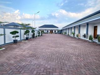 Chantika Hotel Balige - Balige - 6