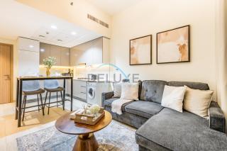 Relaxing 1BR Apartment with Built-in Wardrobe & Community View in Azizi Riviera 4, Al Merkadh by Deluxe Holiday Homes - Dubai - 2
