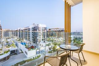 Relaxing 1BR Apartment with Built-in Wardrobe & Community View in Azizi Riviera 4, Al Merkadh by Deluxe Holiday Homes - Dubai - 8