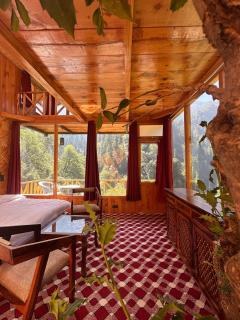 Tree House by The Forest Pinnacle and Café, Jibhi - 4
