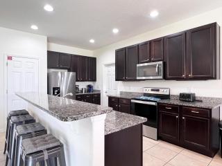 Last Minute Disney Getaway! Private Pool, Hot Tub & Games Room. Book Now! #97329 - Orlando - 2