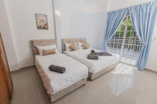 Villa55 w Private swimming pool BBQ Pool table 25pax - 1