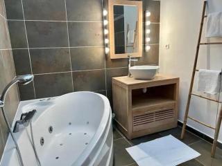 Chic 4 personnes Hypercentre 5 Minutes Avenue De Champagne - 8