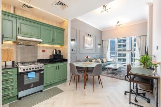 Artistic 1-Bedroom Apartment perfect for couple at Mayfair Tower, Business Bay! - Dubai - 9
