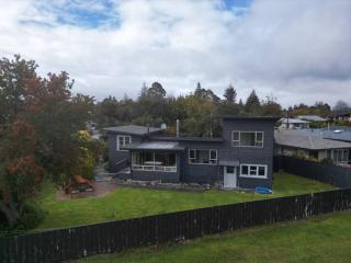 Te Anau Retro Retreat - Te Anau - 8