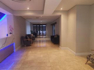12 Oceans Hotel and Conference Centre - Kingsburgh - 9