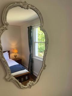 The Baker's Cottage in the Heart of Richmond Sleeps 6 - Hobart - 6