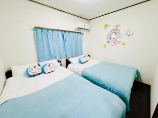 Doraemon Imazen Cute Character Style Japanese Entire House for 6 with 4 Beds Near Public Transport 2 min Walk Direct to Namba Family Friendly - 9
