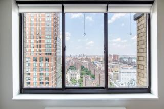 UES 1BR w Gym Pool Doorman Elevator nr park NYC-622 - New York - 6