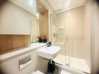 Luxury Apartment in Luton Town - Luton - 3