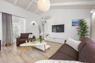 Villa Bosco in Medulin with sea view and private pool only 300 meters from the beach - Medulin - 8