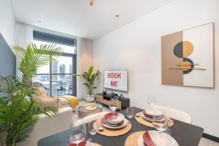 Homey 1-Bedroom apartment in Business Bay with a view of City skyline! - Dubai - 0
