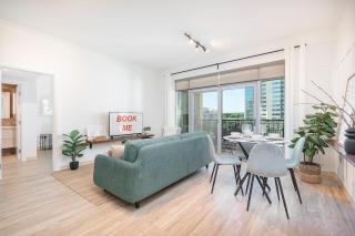Warm 2-Bedrooms with modern kitchen interior in The Greens! - Dubái - 0