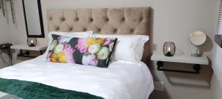 Royal Beauty - Paarl - 6