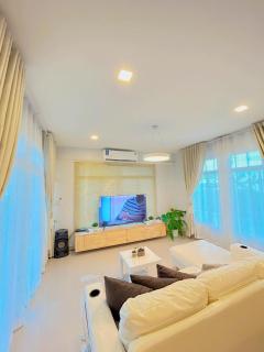 Victoria Poolvilla Pattaya by Chon - 3