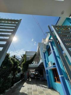 White Home Stay - 4