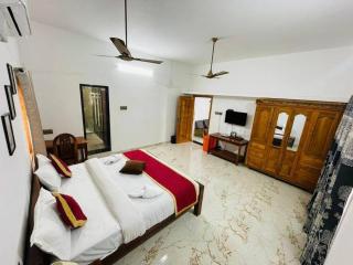 White Home Stay - 1