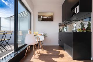 Host Wise - Sunny Bright Flat w Balcony - Porto - 8