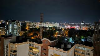 Комната с двухместной кроватью в квартире с общим душем и кухней, Double room in a guest apartment, Cameră la cheie în apartament cu duș si bucătărie comună - 4