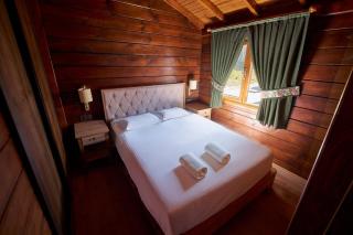 Flora Handüzü Resort & Wellness Bungalow Hotel - 1