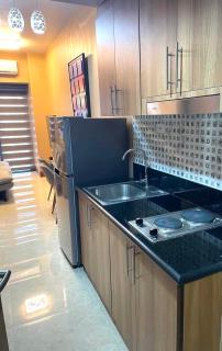 Near Mall Of Asia Shore 3 Residences with balcony - Manila - 9