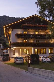 Valluga Hotel - Sankt Anton am Arlberg - 9