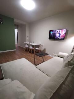 Durres City Center Apartment With Balcony - Durazzo - 9