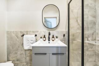 London Calling 3 bed 3 baths 5 mins from train into City - Winchmore Hill - 8