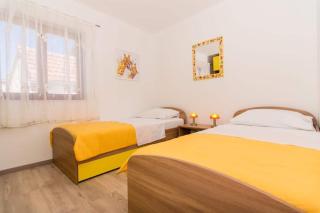 Apartment Tom - Trogir - 1